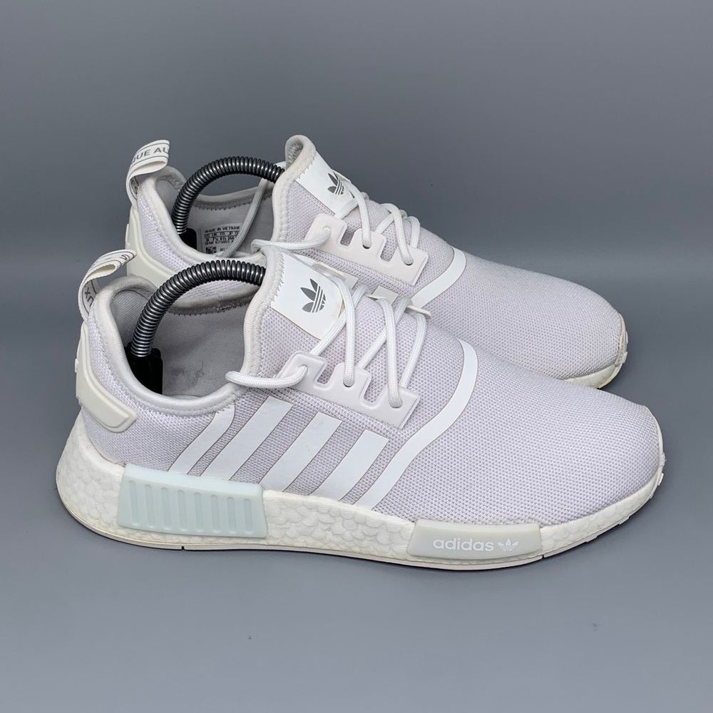 Adidas NMD_R1 Primeblue Cloud‎ White Running Shoes GX8313 Women’s Sz 9